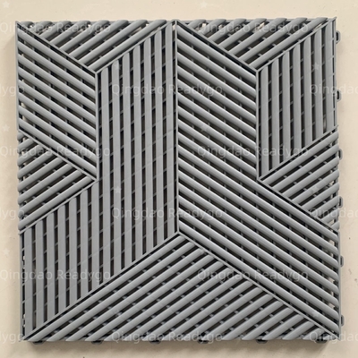 Carreaux de sol de garage en plastique résistant aux rayures et aux taches en finition mate grise moderne